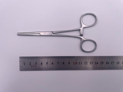KOCHER FORCEPS 1:2 TEETH