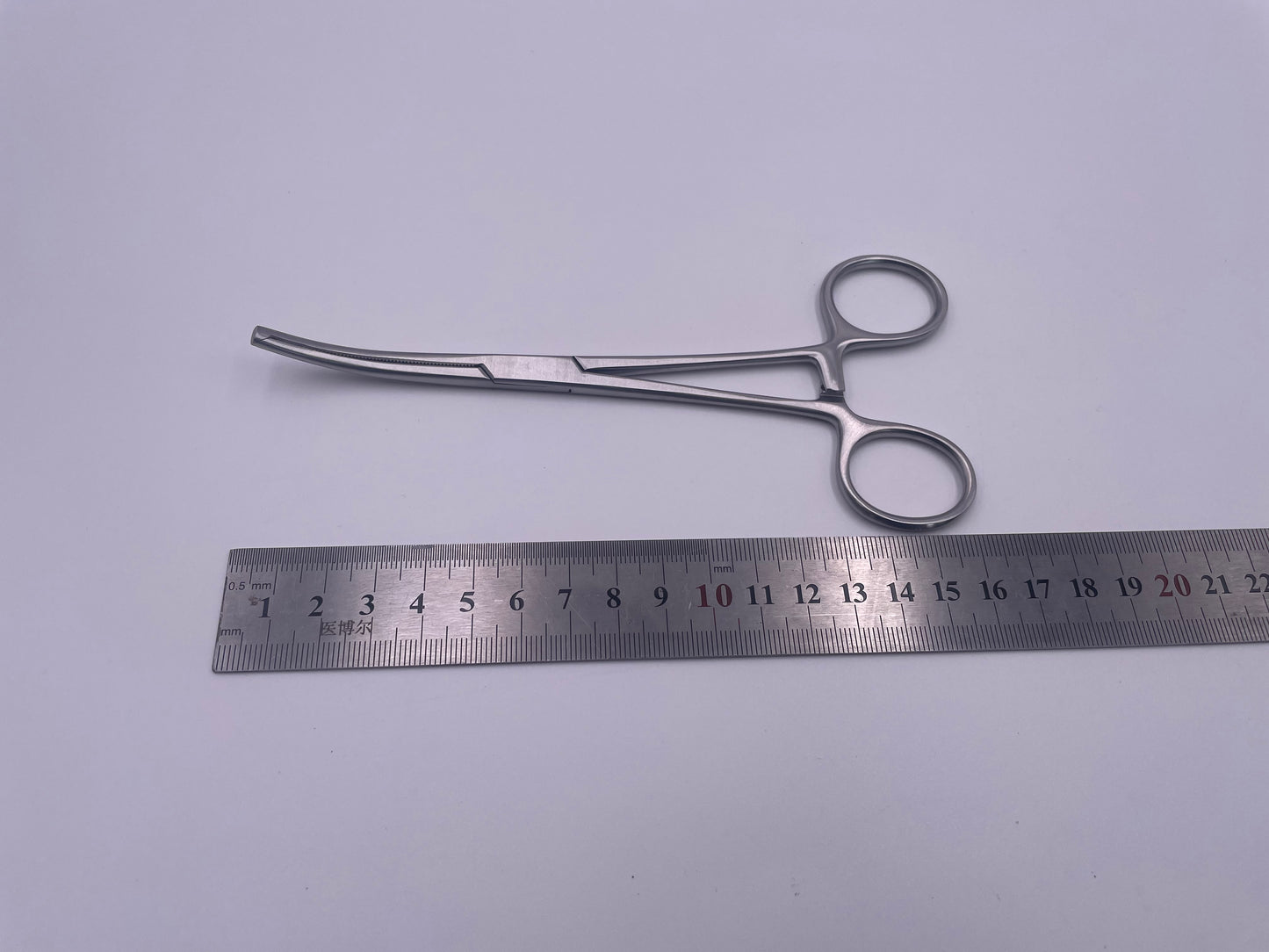 KOCHER FORCEPS 1:2 TEETH