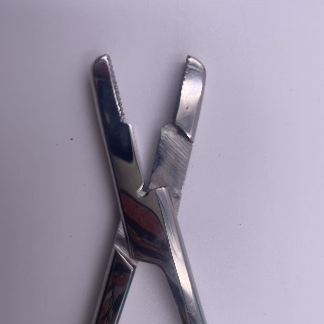 WIRE TWIST FORCEPS