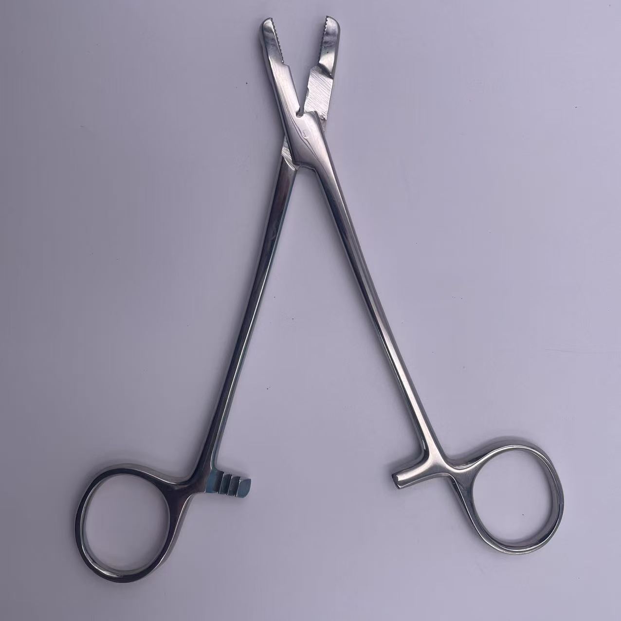 WIRE TWIST FORCEPS