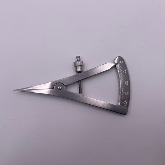 EYE CALIPER